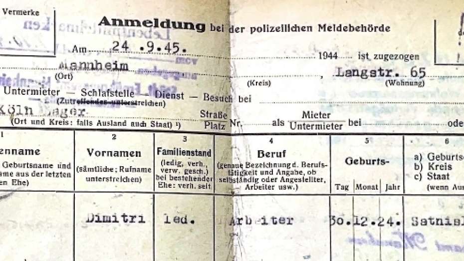 schwarz-weiß Aufnahme einer Anmeldebescheinigung von Herrn Dimitri Z., 24. September 1945