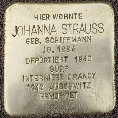 Stolperstein für Johanna Strauß