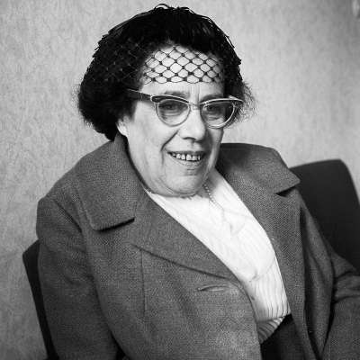 1965 - Hedwig Wachenheim wurde 1891 in Mannheim geboren und war Sozialpolitikerin und Historikerin. 