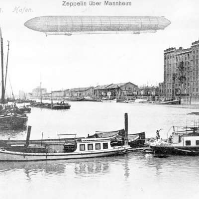 1908 - Flug des " Zeppelin " über Mannheim - Hafen 