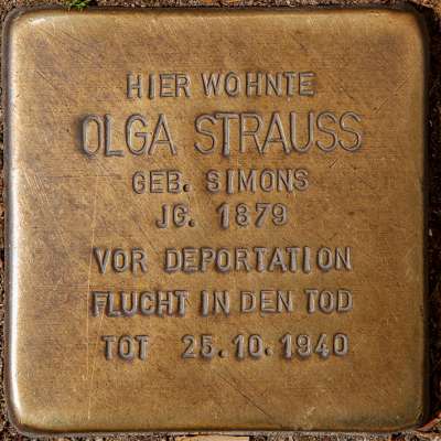 Stolperstein für Olga Strauss