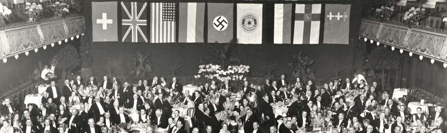 Bild schwarz-weiß des Banketts der Distriktkonferenz in Wiesbaden, 1935