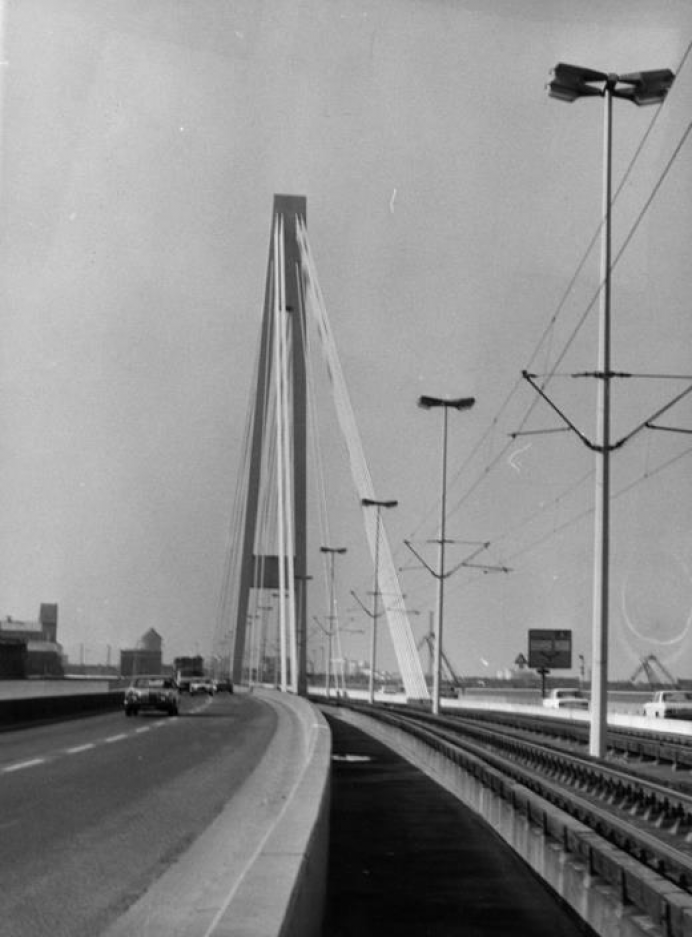 Kurt-Schumacher-Brücke, 1972