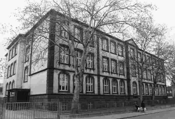 Gustav-Wiederkehr-Schule